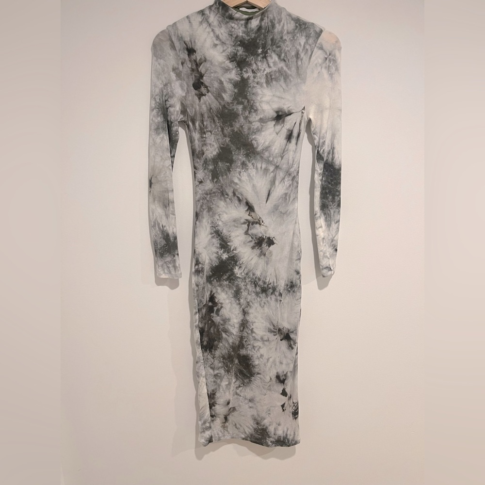 Lovers + Friends Monochrome Tie-Dye Long Sleeve Dress